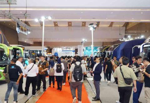People at Busworld Southeast Asia 2024